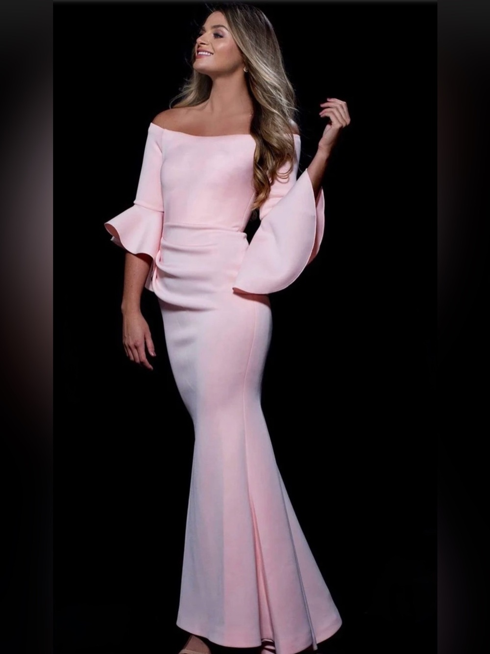 Elegant Off-Shoulder Blush Mermaid Gown